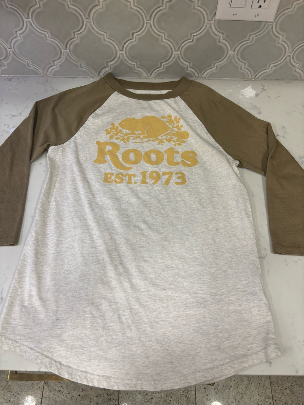 Roots Cabin Est. 1973 Raglan Baseball Tee XS New Without Tags